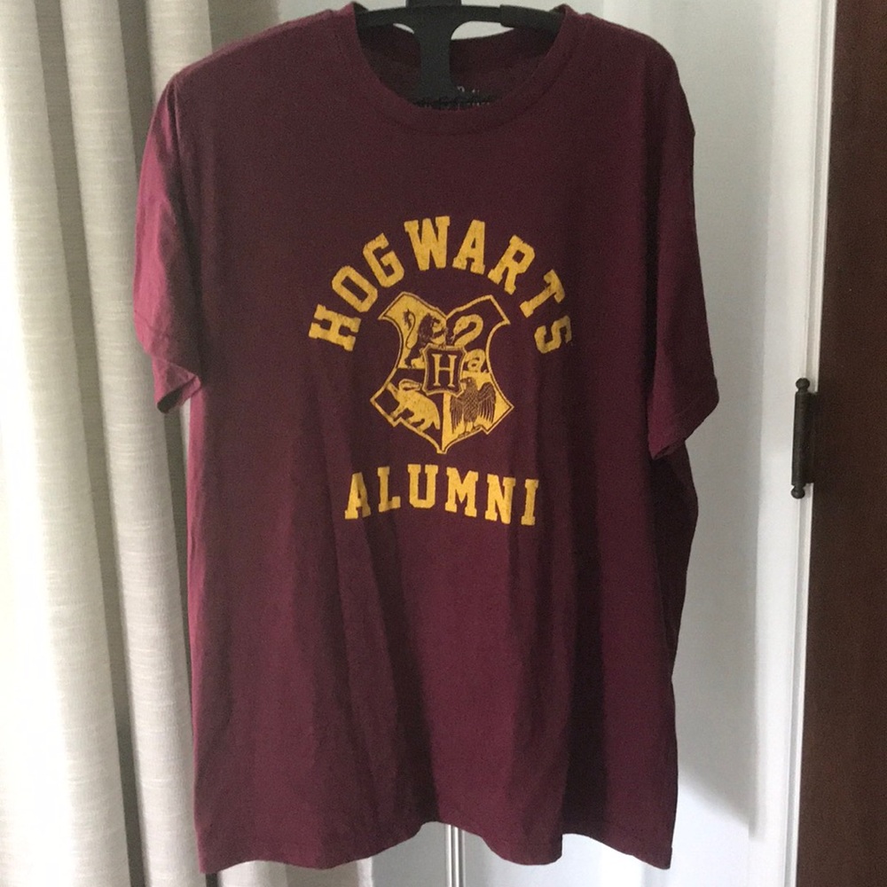 Hogwarts alumni Harry Potter tee shirt